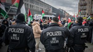 Mehrere Polizisten bei propalästinensischer Demo verletzt